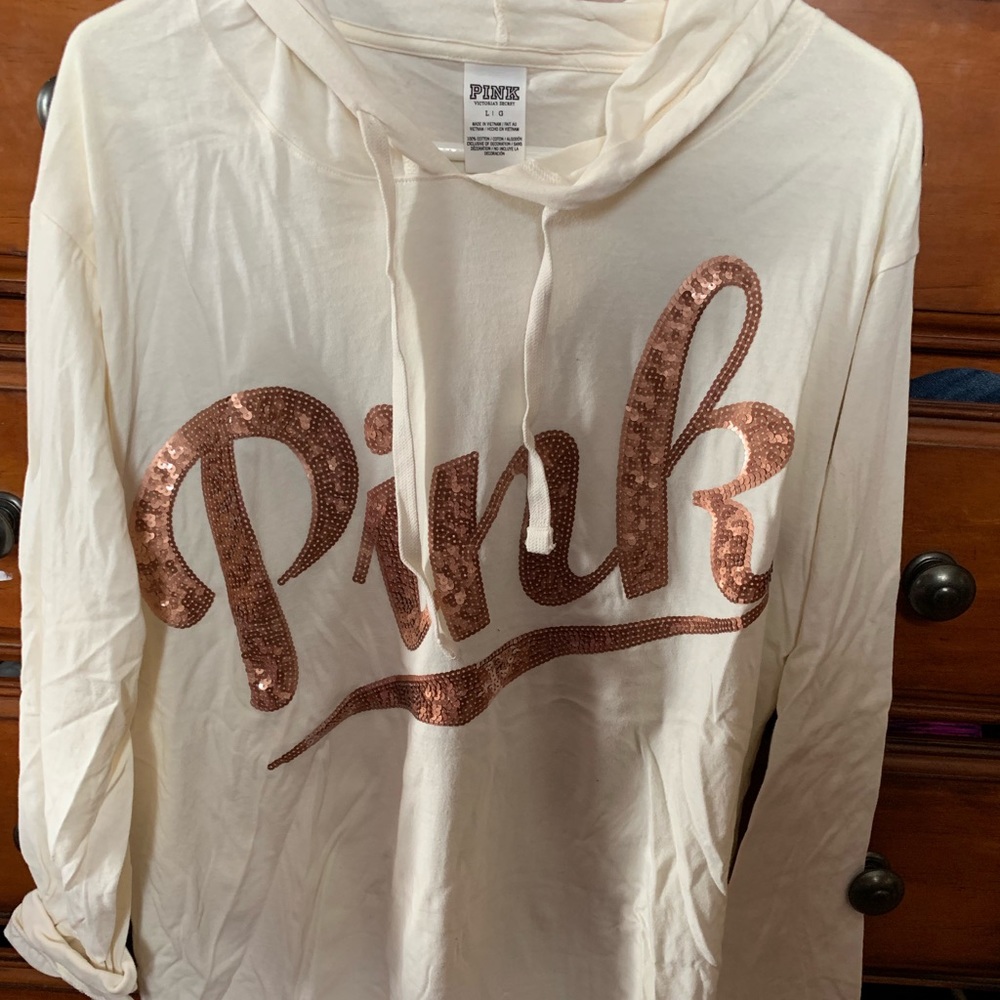 VS pink hooded shirt